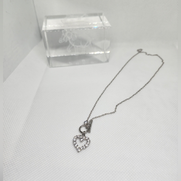 Jewelry - Heart necklace cubic zirconium